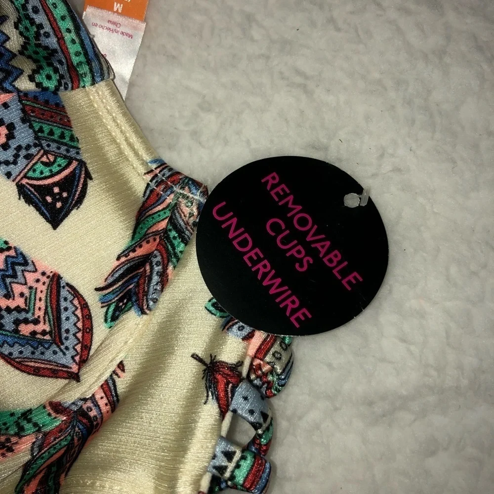 No Boundaries feather and aztec print NWT size medium​ Aztec colorful bikini​​ - Picture 3 of 8